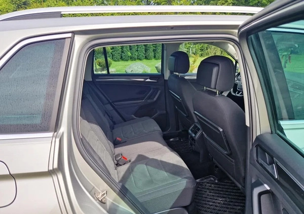 Volkswagen Tiguan cena 99000 przebieg: 78000, rok produkcji 2018 z Sława małe 254